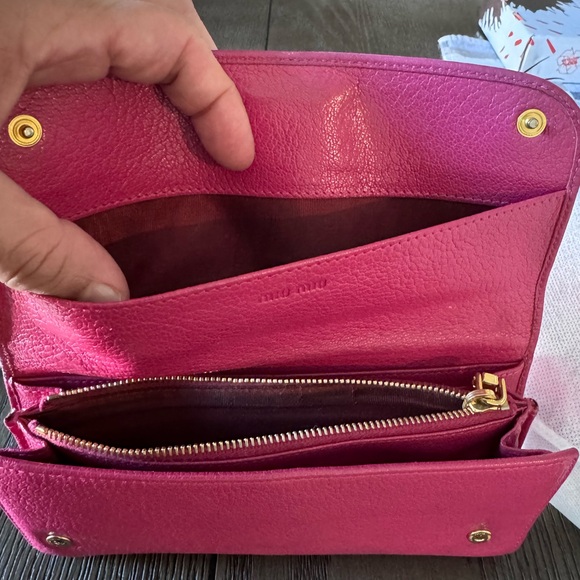 Miu miu pink long wallet I added with unbranded chains and ring - Picture 12 of 15